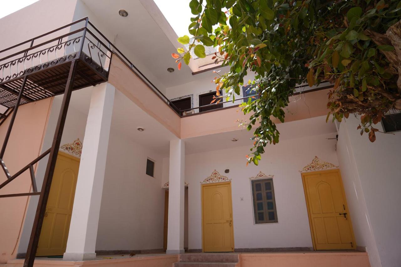 Ranakpur Hill Resort Exterior foto